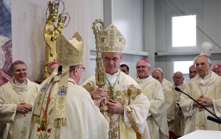 Ustoličenje zagrebačkog nadbiskupa
